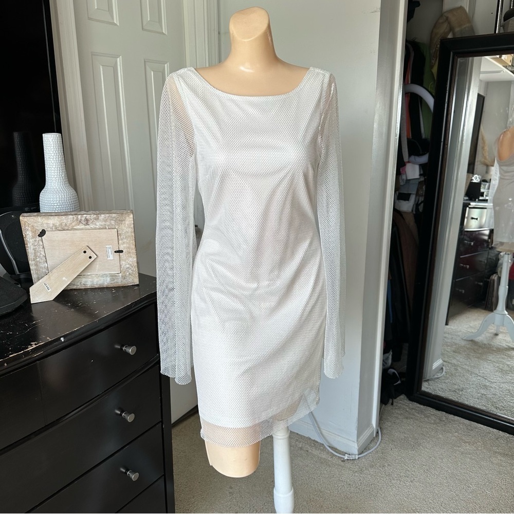 LULU’S SPECIAL GLOW FISHNET LUREX BELL SLEEVE MINI DRESS - Picture 5 of 13